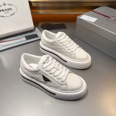 Prada Low Shoes